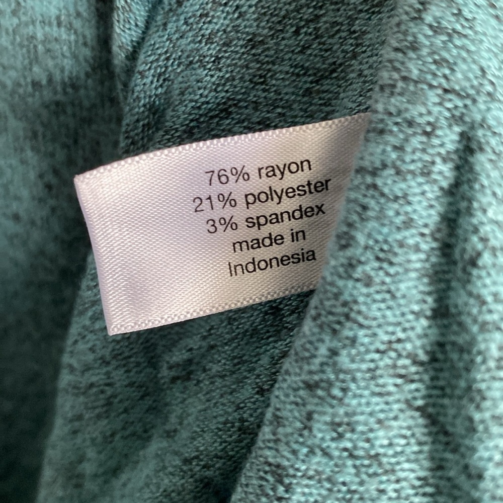 Lane Bryant cowl-neck top​ - Picture 4 of 5